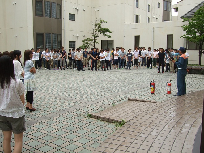 消防本部の方の指導