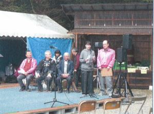 大平桜まつり司会の様子