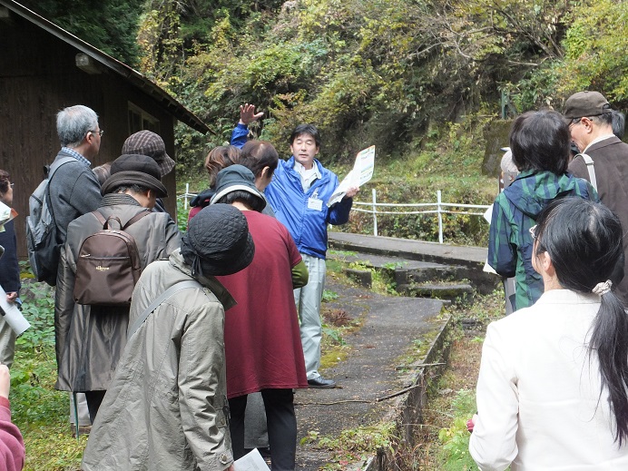 羽内谷鉱山鉄穴流し本場跡