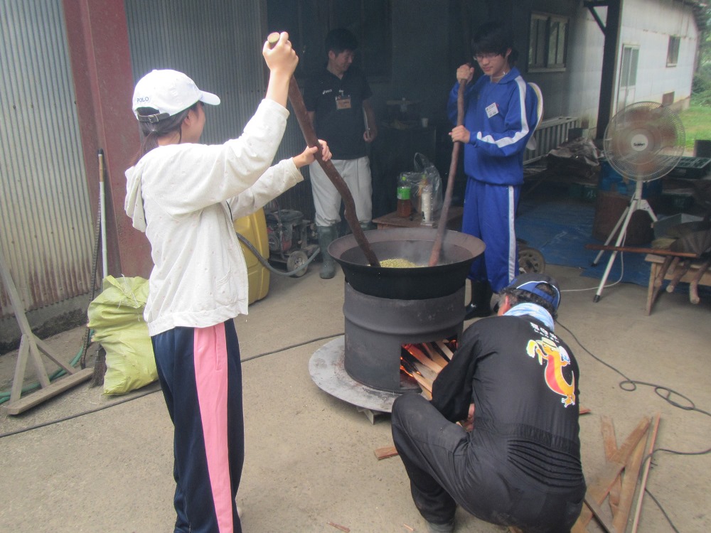 焼き米づくり