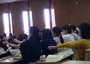 健康教育講演<span class=