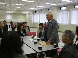 全体会の様子